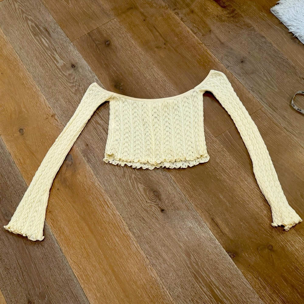 Stradivarius Off The Shoulder Cream Sweater with Tie Medium - Picture 6 of 6
